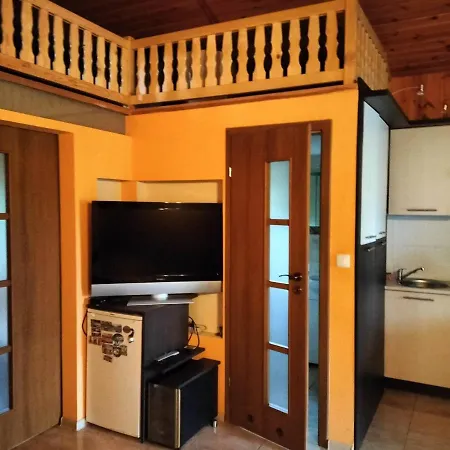 Holiday home Nad Jeziorem Osieczna